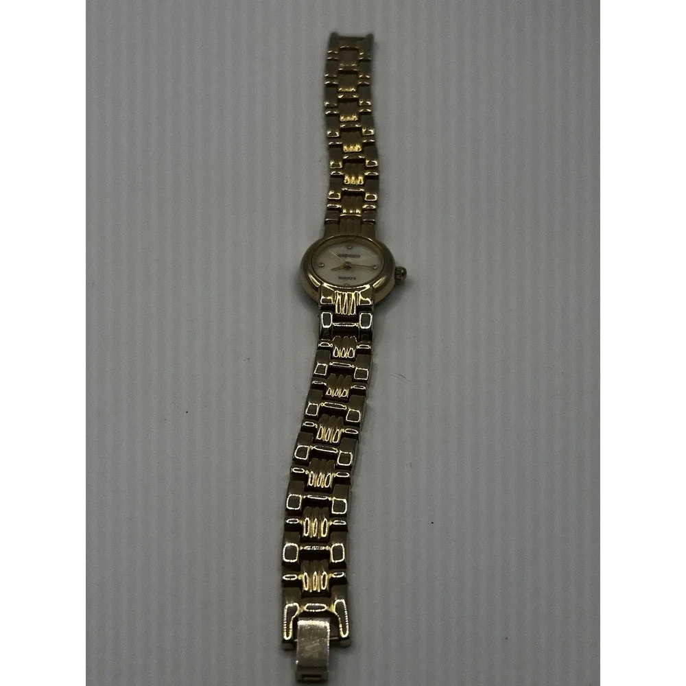 Capezio Quartz Watch Womens New Battery Gold Tone Vintage‎ Japan Movt